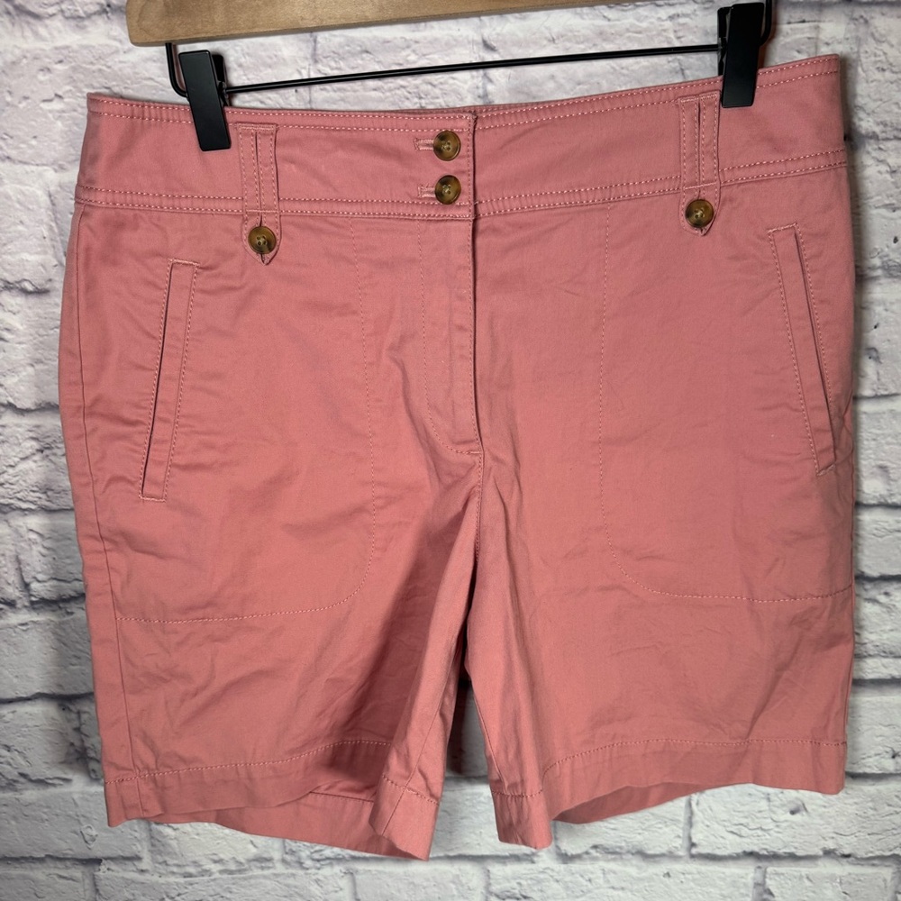 Talbots‎ salmon colored shorts women’s size 8 Bermuda style